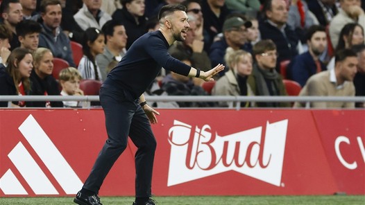 Waarom Farioli het systeem bij Ajax omgooit