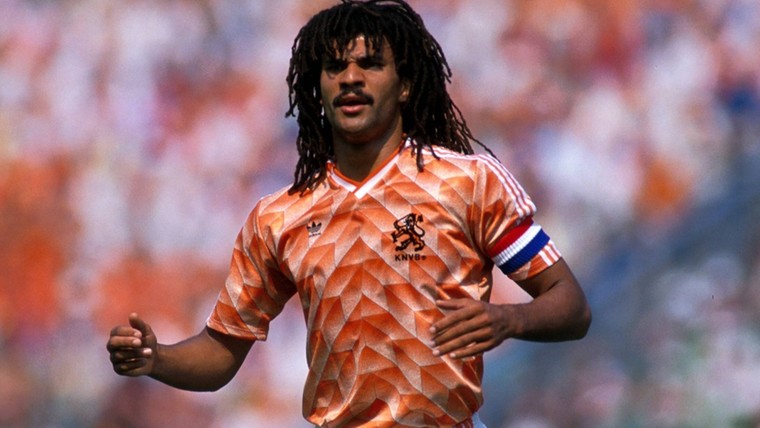 Gullit strijdt met Maradona, Pelé en Platini om plek in Ballon d'Or Dream Team